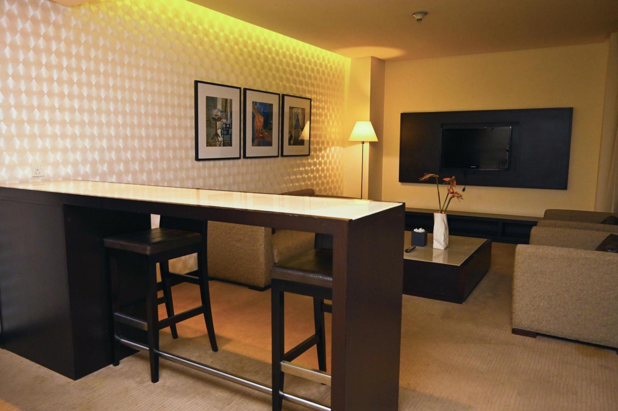 Hues Boutique Hotel Dubai Luaran gambar